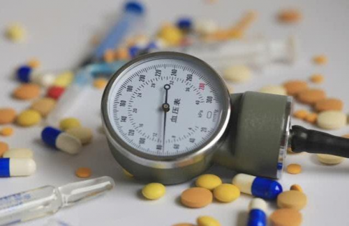 熊猫体育:电影《朗读者》根据什么改编?一共有多少分钟?(图1) 熊猫体育